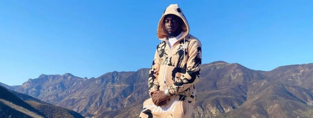 Stay Cozy in Style with the Asaali Hoodie