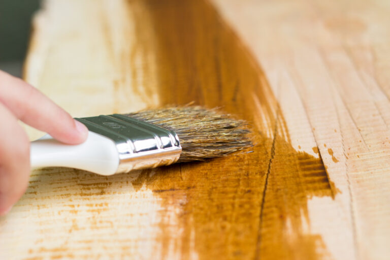 Professional Wood Siding Painting for Better Curb Appeal (2)